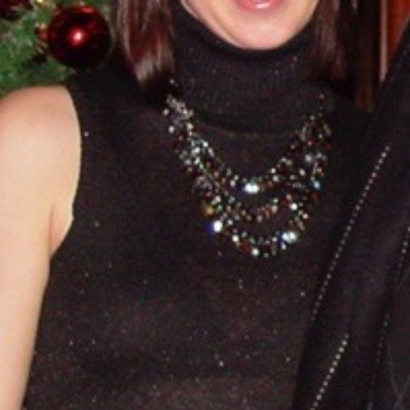 Stunning beaded Necklace - Picture 2 of 6